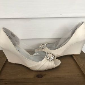 Wedding wedges